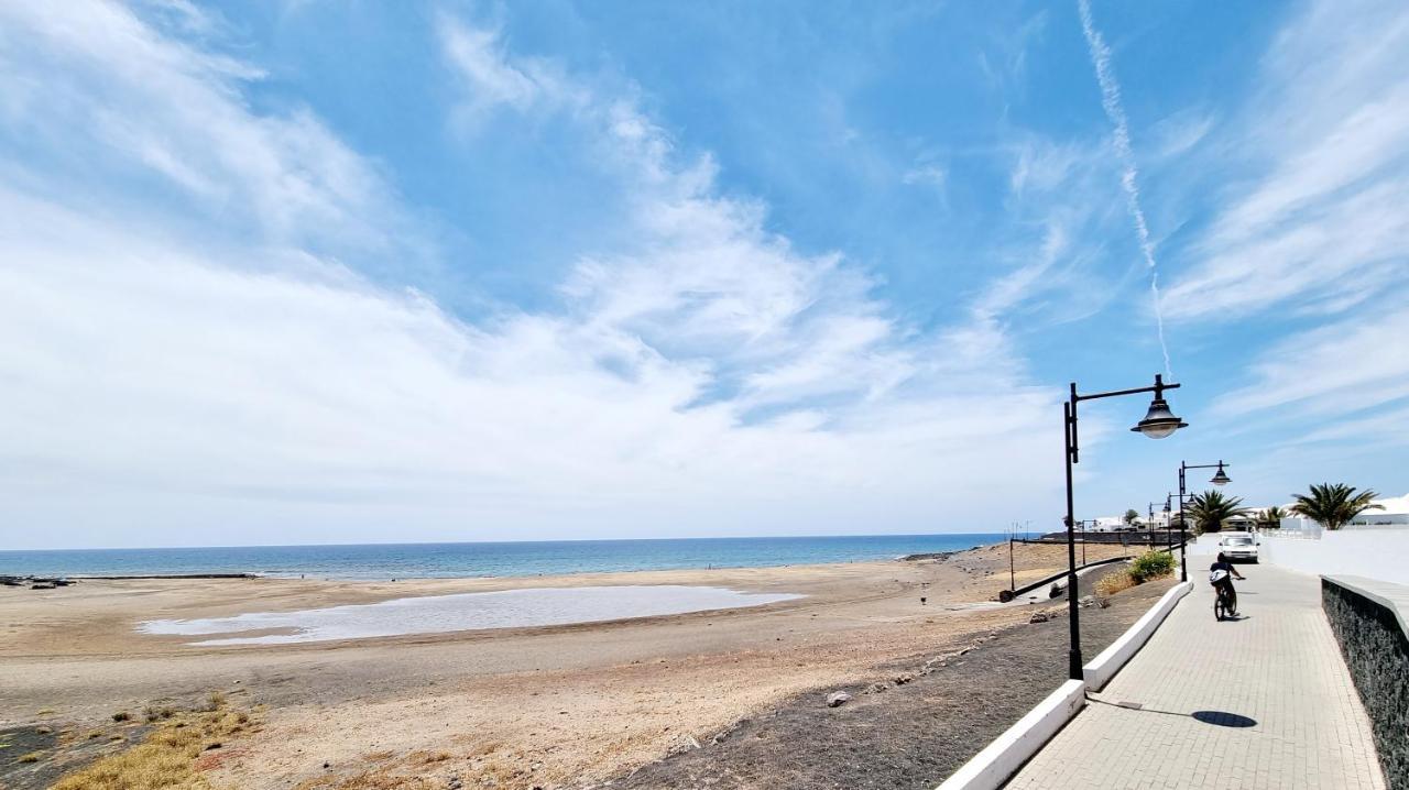 Luxury Coral Beach First Line Of The Sea ปลายาออนดา ภายนอก รูปภาพ